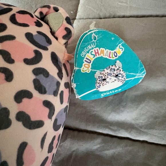 NEW with tags, Squishmallow Dallas the leopard plush toy - Picture 9 of 11